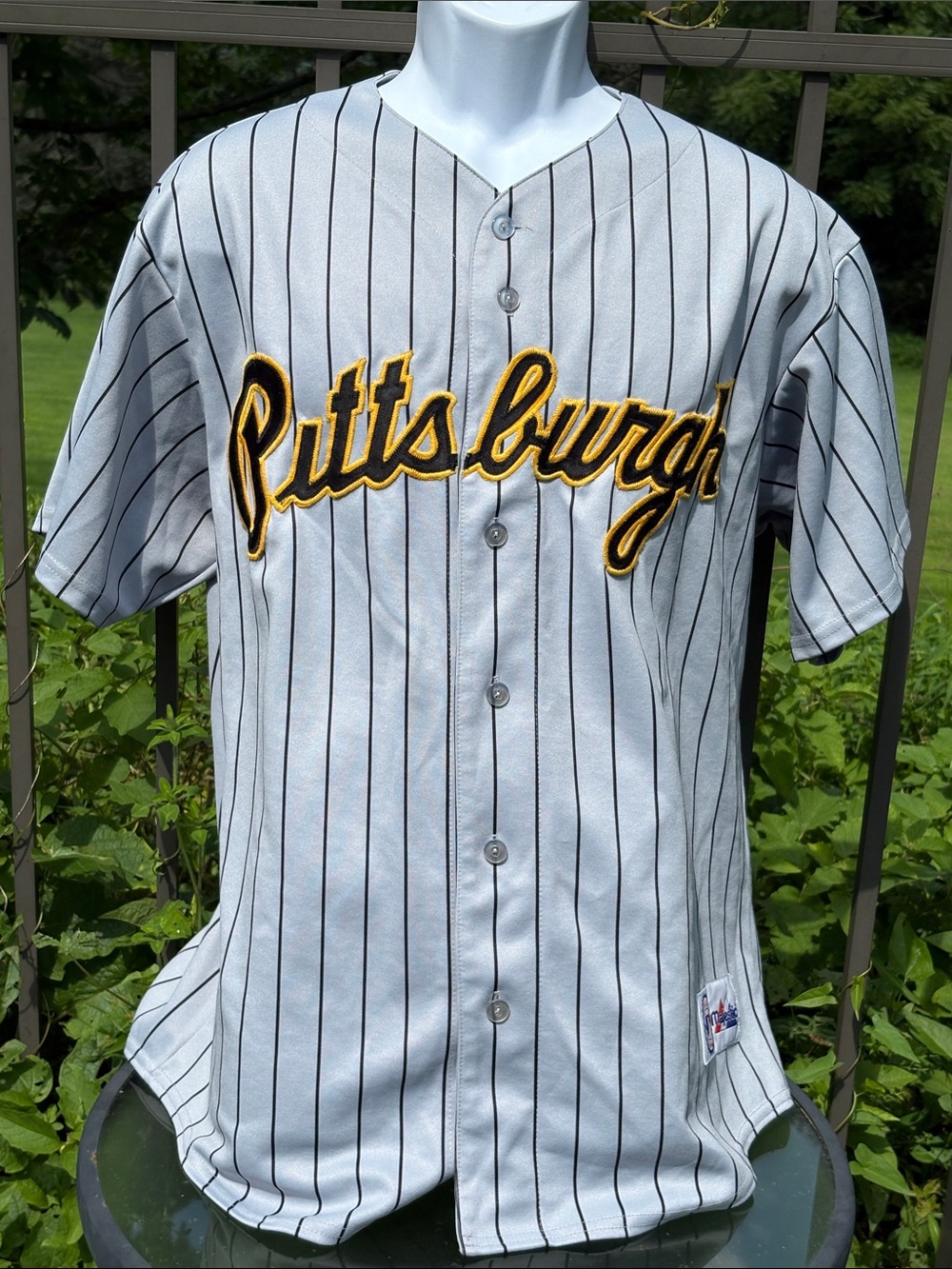 Pittsburgh Pirates Gray Pinstripe MLB Replica Baseball Jersey by Majestic size L